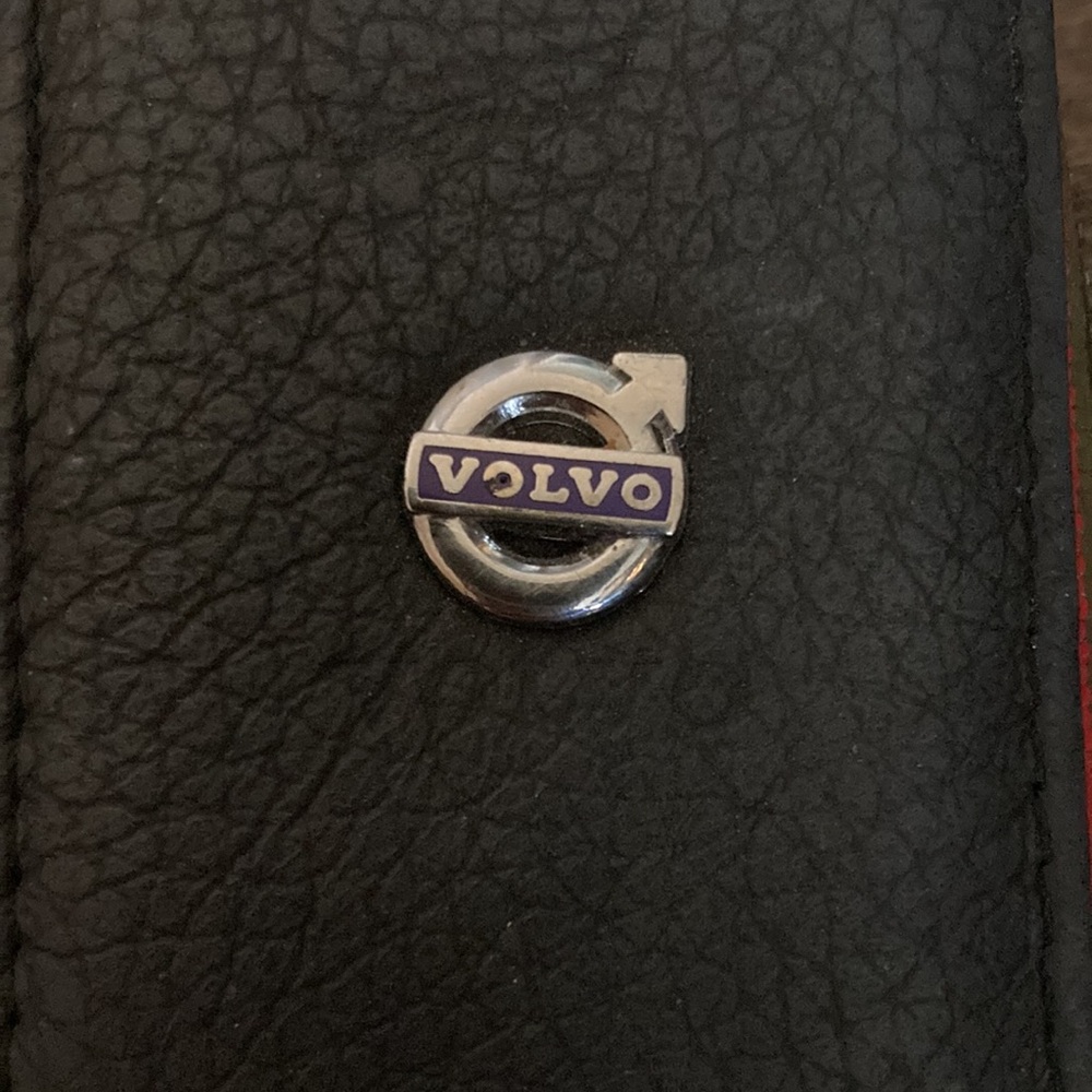 Volvo keycase - Picture 4 of 5